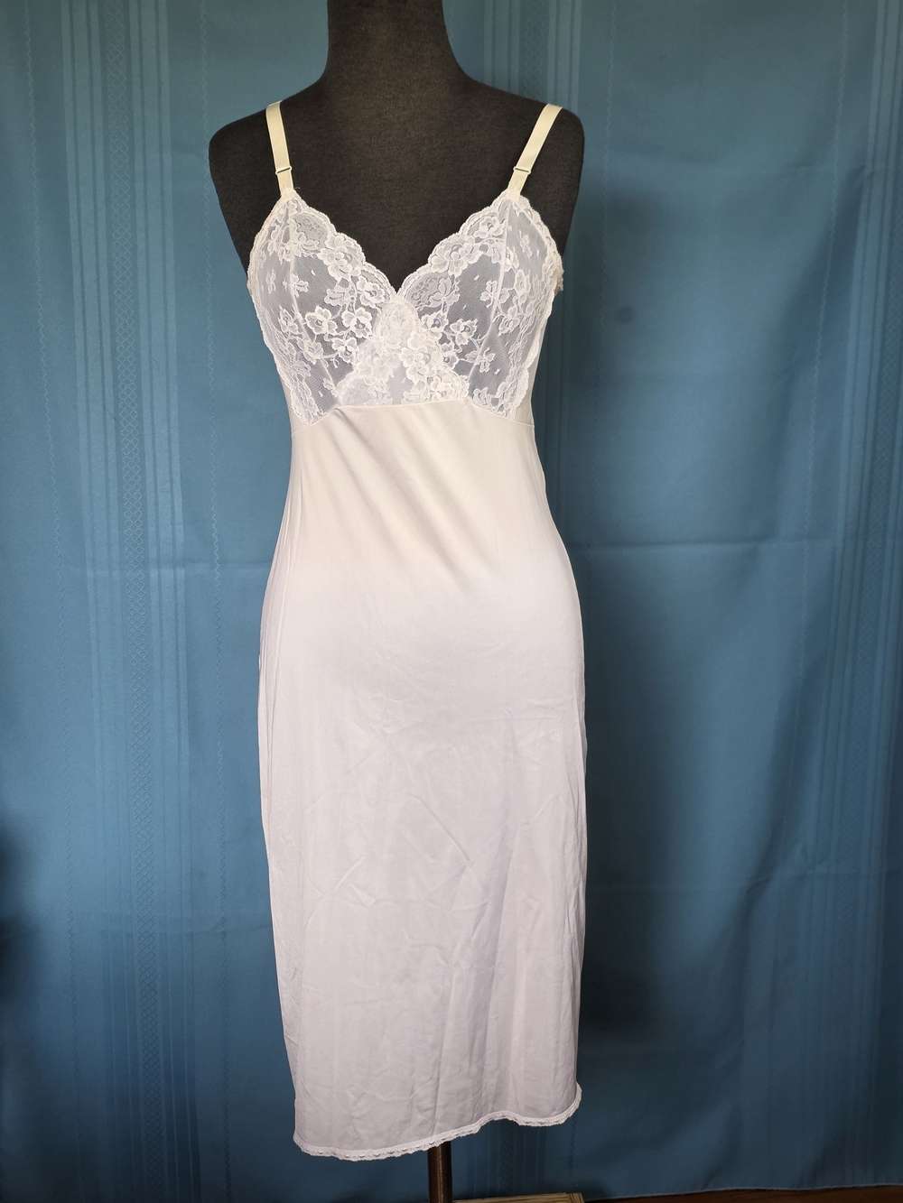Shadowline Vtg 70s White Floral Lace Trim Full Slip Dress 32 Tall Coquette